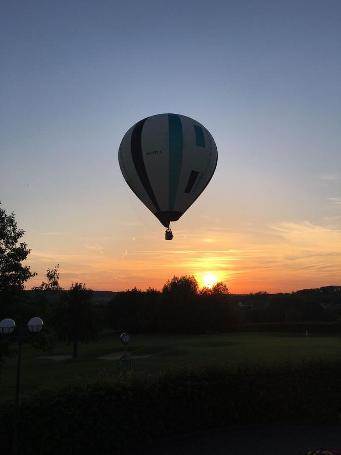 Golf Hotel Mergelhof Gemmenich Zewnętrze zdjęcie